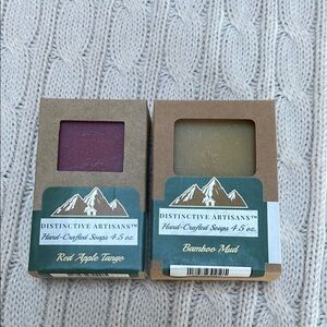 NWT Distinctive Artisans Hand-Crafted Soaps lot of 2. Red Apple Tango/Bamboo Mud